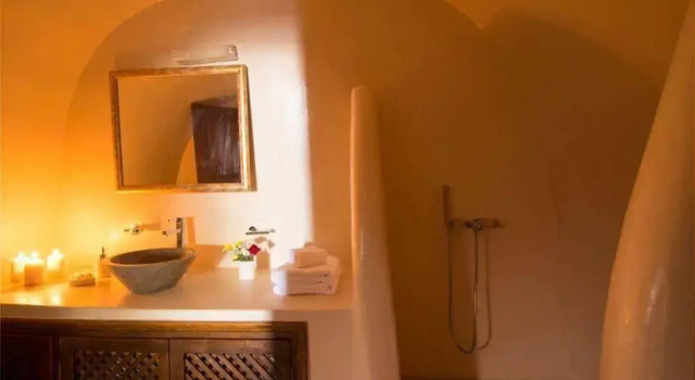 Enalion Suites, Забронировать Отель Отели Ия с парковкой, Парковка