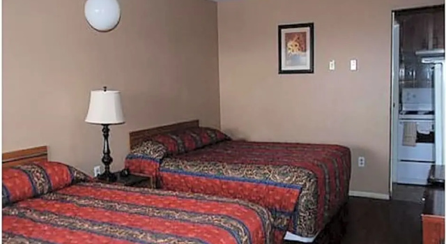 Четырёхместный номер Standard Best Lodge Motel