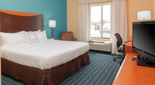 Номер Standard Fairfield Inn and Suites by Marriott Seymour
