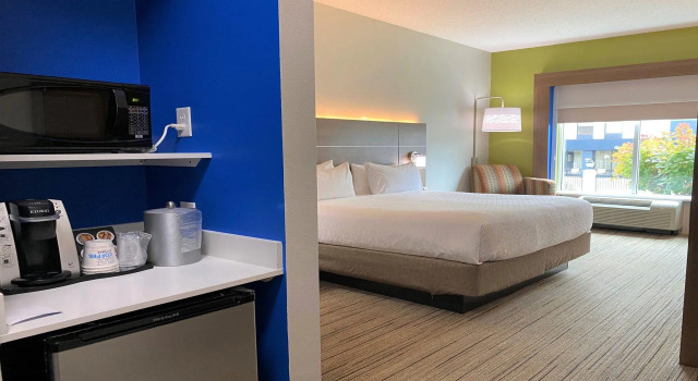 Двухместный номер Standard Holiday Inn Express & Suites Somerset Central by IHG