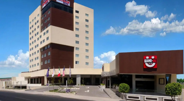 HS HOTSSON Hotel Irapuato, Book Hotel 4-stjernede hoteller i El Bajio, 4*