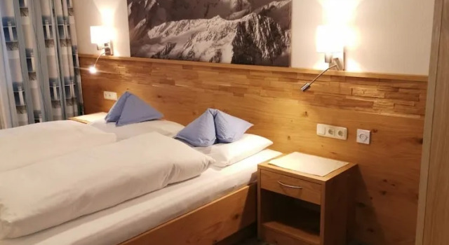 Апартаменты Pension Trojerhof