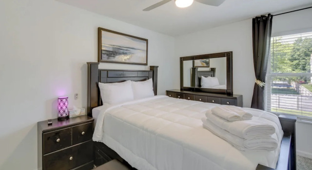 Family-friendly Indianapolis Home w/ Fenced Yard, Prenota Casa vacanze Hotel a Indiana con parcheggio, Parcheggio