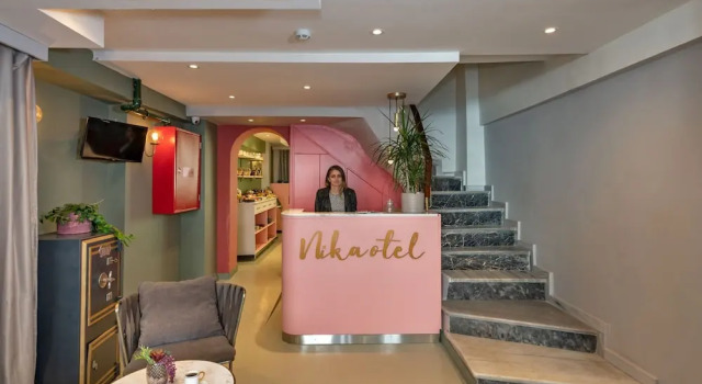 Nika otel & cafe, Забронировать Отель Отели Стамбула с парковкой, рядом с Базар Араста, Парковка