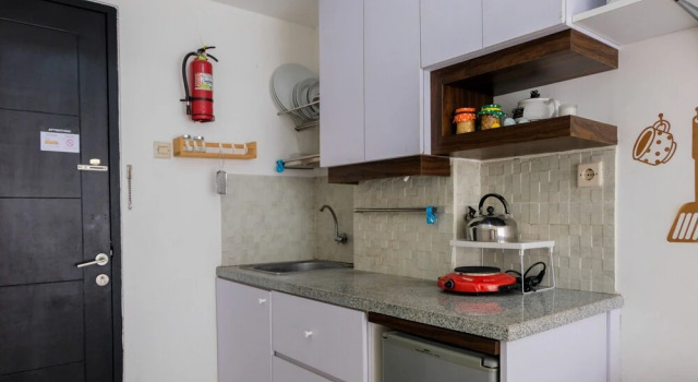 Camera Standard Elegant 2BR Paragon Village Apartment