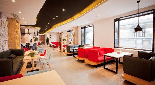 Ibis Harbin Hongqi Street Hotel, Varaa Hotelli Harbin Heilongjiang