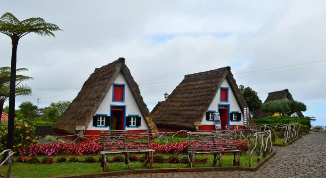 Апартаменты Santana Charming House