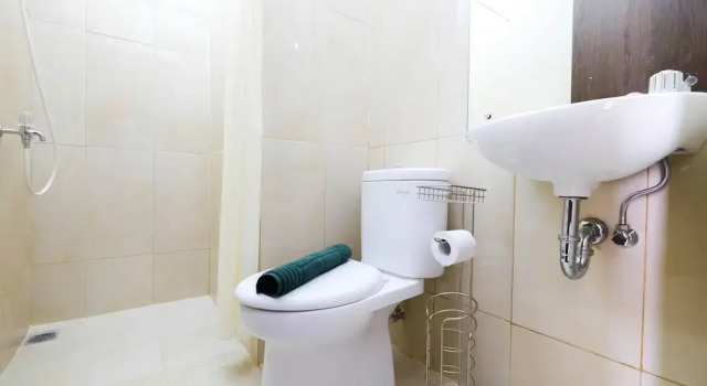 1BR Apartment with Sofa Bed at Northland Ancol Residence By Travelio