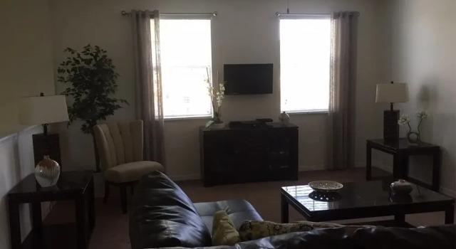 Spacious 5 bed Property With Private South Facing Pool, Situated in the Quiet, Gated Community of Watersong and Surrounded by Beautiful Conservation Land - 291, Забронировать Отель Пайнсиана штат Флорида, рядом с Гольф-клуб "Провиденс"
