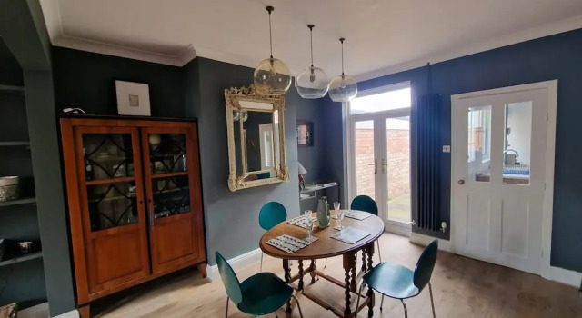 Inviting 2-bed Character House Stamford