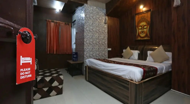 OYO 10660 Long View, Rezervovat Hotel Nainital Uttarakhand