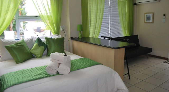 Cape Wine Route Guesthouse