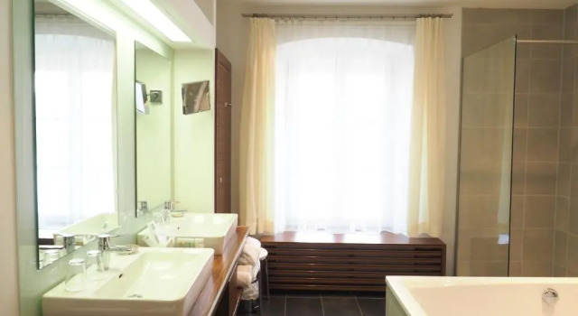 Апартаменты Deluxe Hotel Die Residenz