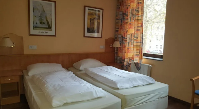 Hotel Europa, Забронировать Отель Отели Крефельд 3 звезды, 3*