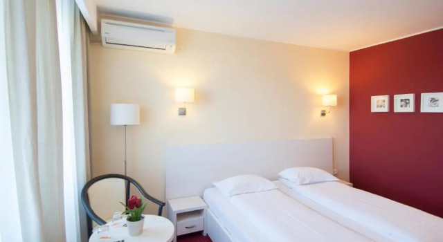 Hotel Sport B90, Buchen Sie Hotel Buzău 