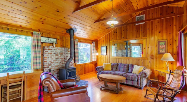 Номер Standard с 3 комнатами Lake Creek Lodge