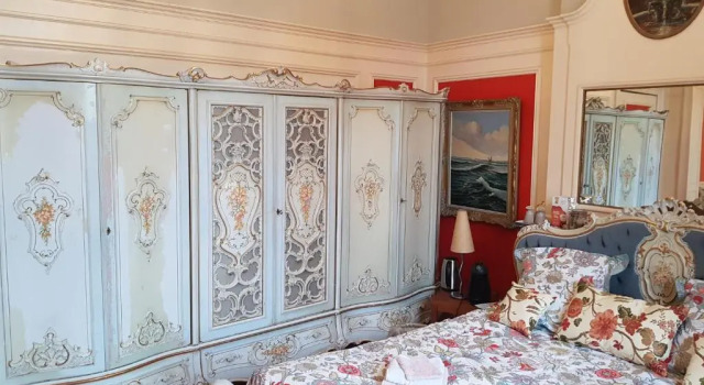 Château Lambert Hotel-Resto-Parking-Shuttle, a 1 ha green Oasis at 8 min from CRL Airport without any noise