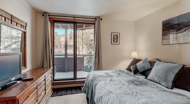 112 Marina Place 2 Bedroom Condo by RedAwning, Rezerwuj Apartament Hotele w Vail Ski z parkingiem, Parking