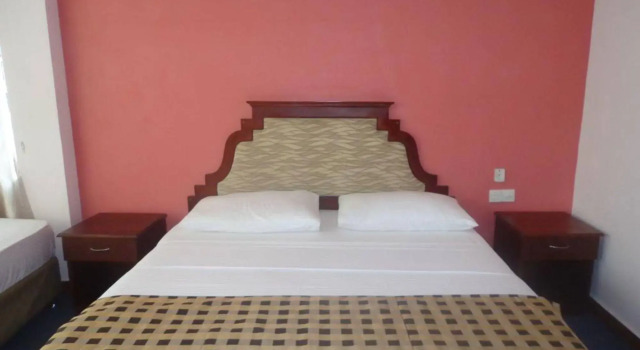 Elepath Lodge Pinnawala, Забронировать Отель Пиннавела Kegalle District