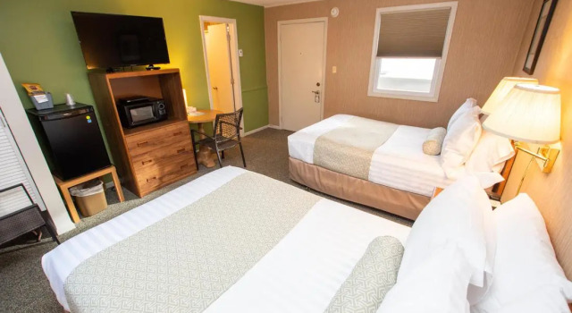 Четырёхместный номер Standard Boyne City Motel