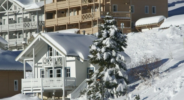 Exquisite Chalet in Rhone Alpes With Swimming Pool, Забронировать Шале Виллы Араш-ла-Фрас, рядом с Горнолыжный подъемник Молье, Вилла