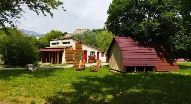 Тент Tentes Lodges Atypik Nomad