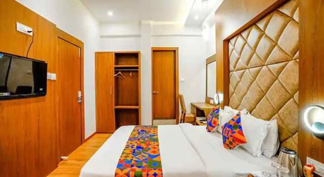 Hotel O Sunrise Suites, Забронировать Отель Отели штата Махараштры 3 звезды, 3*