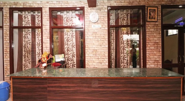 Oyo 22015 Hotel Lakshya Palace, Забронировать Отель Отели штата Раджастхана 3 звезды, 3*
