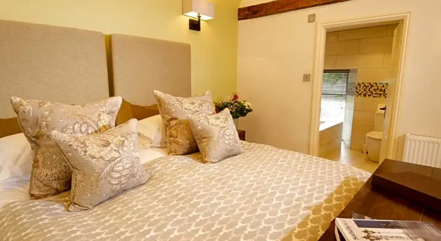 Номер Luxury Eltermere Inn