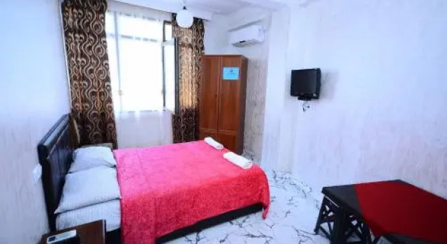 Hotel Belfast, Book Hotel Batumi 