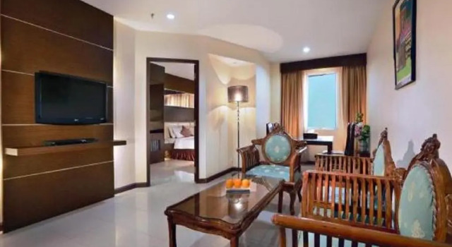 Люкс Aston Karimun City Hotel
