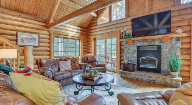 Коттедж 4 Mi to Rocky Mtn Nat'l Park: Cabin Near Town!