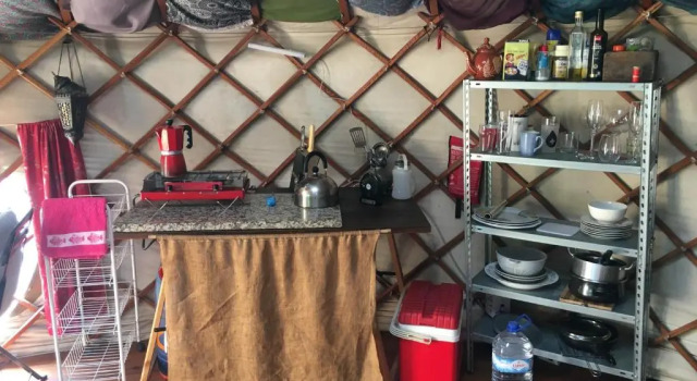 Тент Star Gazing Luxury Yurt above beautiful RIVER, off grid