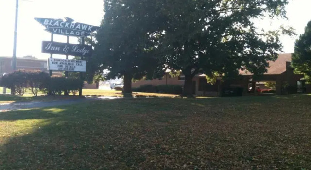 Blackhawk Village Inn & Lodge, Prenota Hotel Jacksonville Illinois