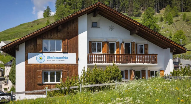 Hotel Chalamandrin, Buchen Sie Hotel Ftan Scuol