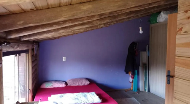 Кровать в общем номере (женский номер) Guarda Encantada Surf Hostel