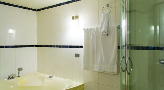 Полулюкс Constellation Hotel