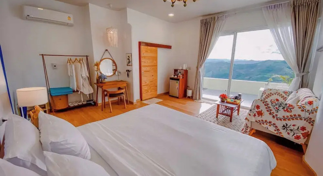 Двухместный номер Standard с балконом и с видом на горы Nontawa Villa Doichang