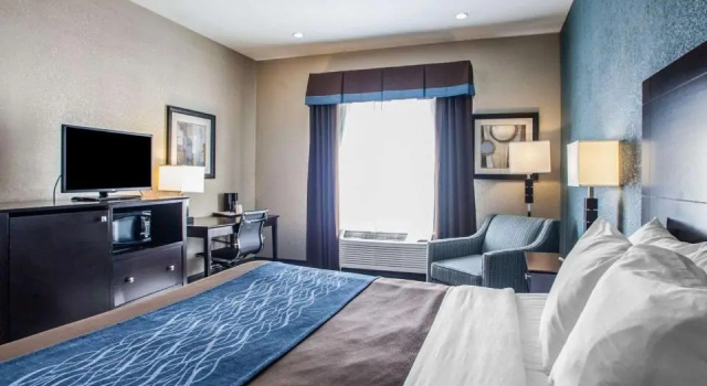 Номер Standard Comfort Inn Lees Summit @ Hwy 50 & Hwy 291