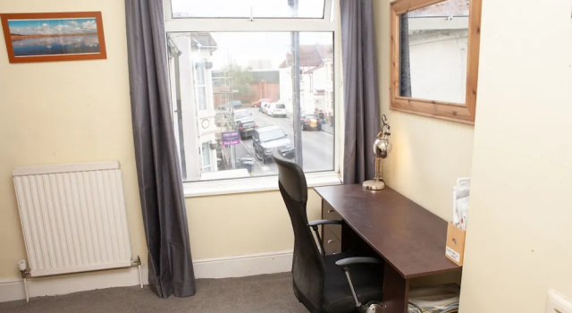 Spacious 2 Bedroom House in Redfield, Varaa Lomakoti Mökit kohteessa Merseyside, Mökki