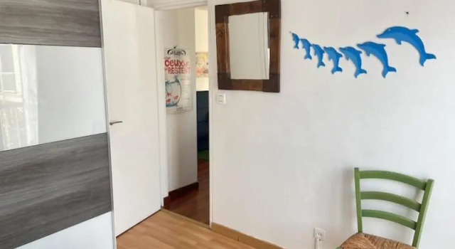 T2 Avignon Climatise Intra Muros Spacieux Et Lumineux, Prenota Appartamento Hotel a Alvernia con parcheggio, Parcheggio