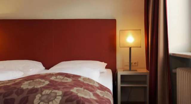 Номер Comfort Ambassador Parkhotel