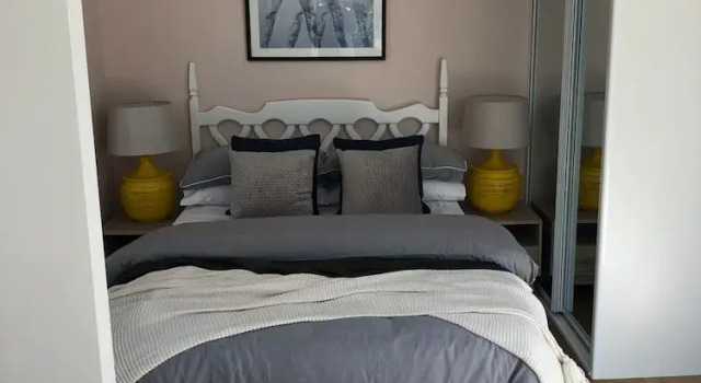 Студия Sun-drenched 1 Bed Studio Apartment In Newtown