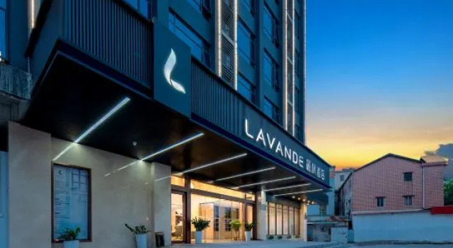 Lavande Hotel（ Guangzhou Baiyun International Airport Yingbin Avenue Branch）, Rezervasyon Otel Guangdong otoparklı oteller, Otopark