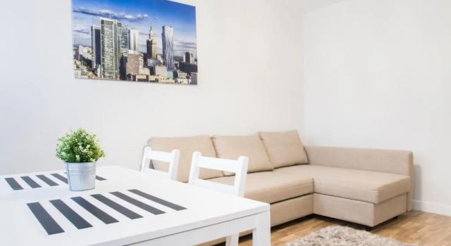 Апартаменты c 1 комнатой с балконом Hosapartments City Center