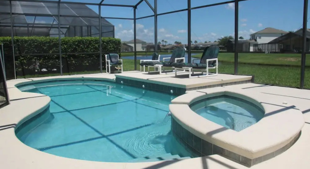 #27 Large Family Friendly Home w/ Pool - Five Bedroom, Rezerwuj Hotel Kissimmee Kissimmee
