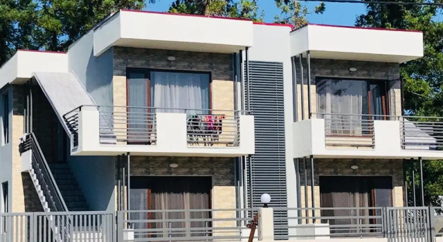 APOLLo, Book Guesthouse Hotels in Guria with Parking, Parking