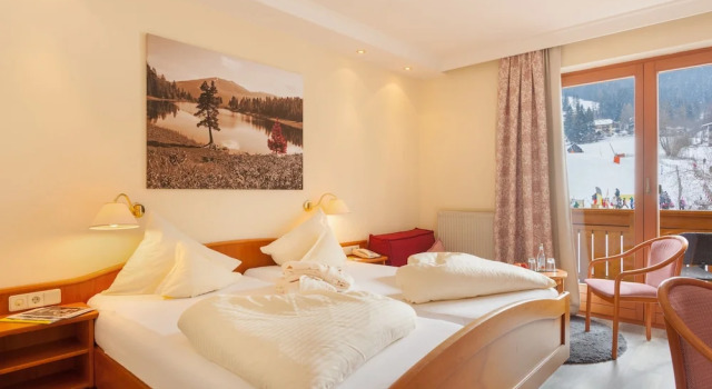 Номер Standard с балконом Family & Sporthotel Kärntnerhof