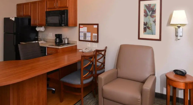 Студия Candlewood Suites Boise - Towne Square by IHG