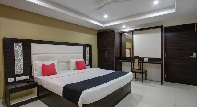 Capital O 46699 Hotel Insta, Забронировать Отель Отели штата Тамилнада 3 звезды, 3*